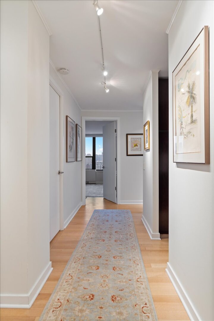 1560 N Sandburg Terrace Unit: 4301-4303