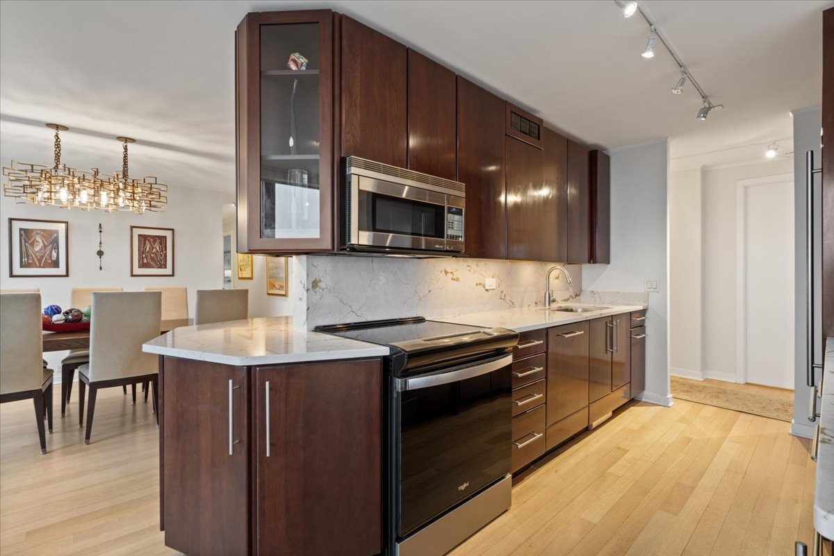 1560 N Sandburg Terrace Unit: 4301-4303