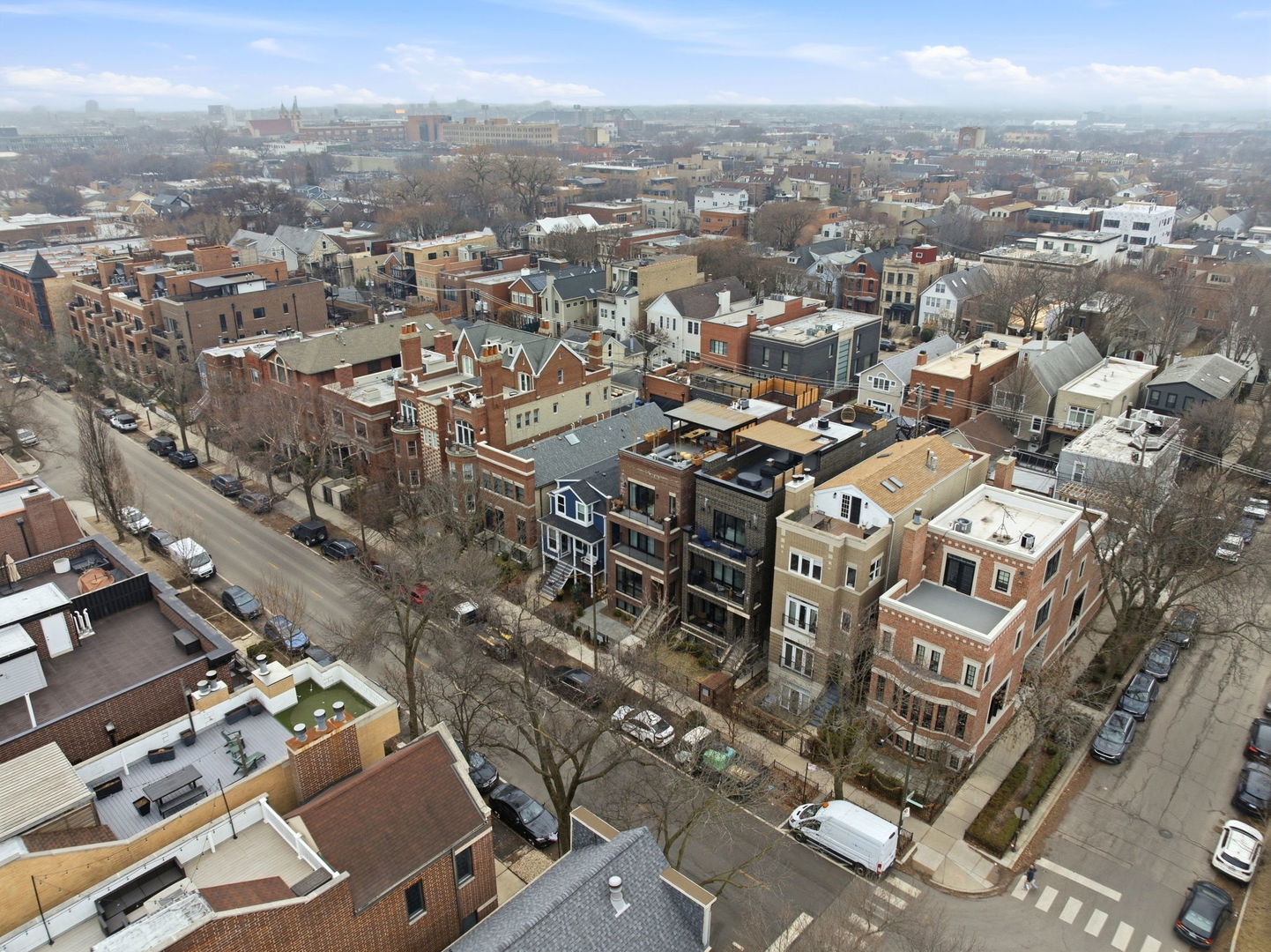 2650 N Racine Avenue Unit: 3