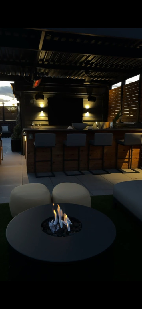 2650 N Racine Avenue Unit: 3