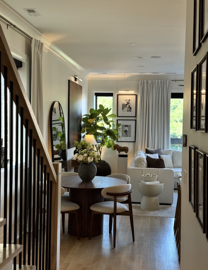 2650 N Racine Avenue Unit: 3