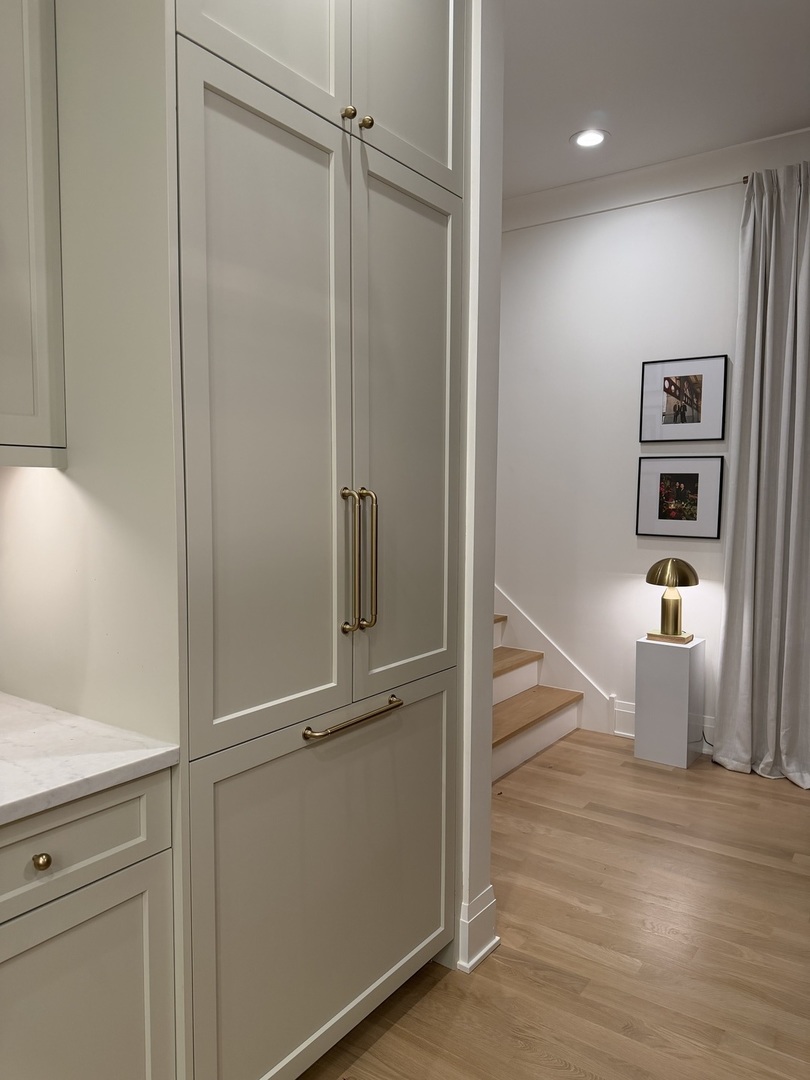 2650 N Racine Avenue Unit: 3