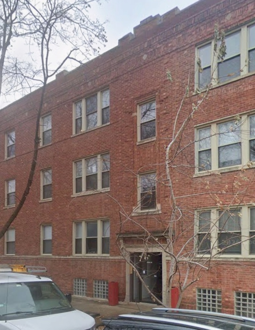 2316 W Byron Street Unit: 2