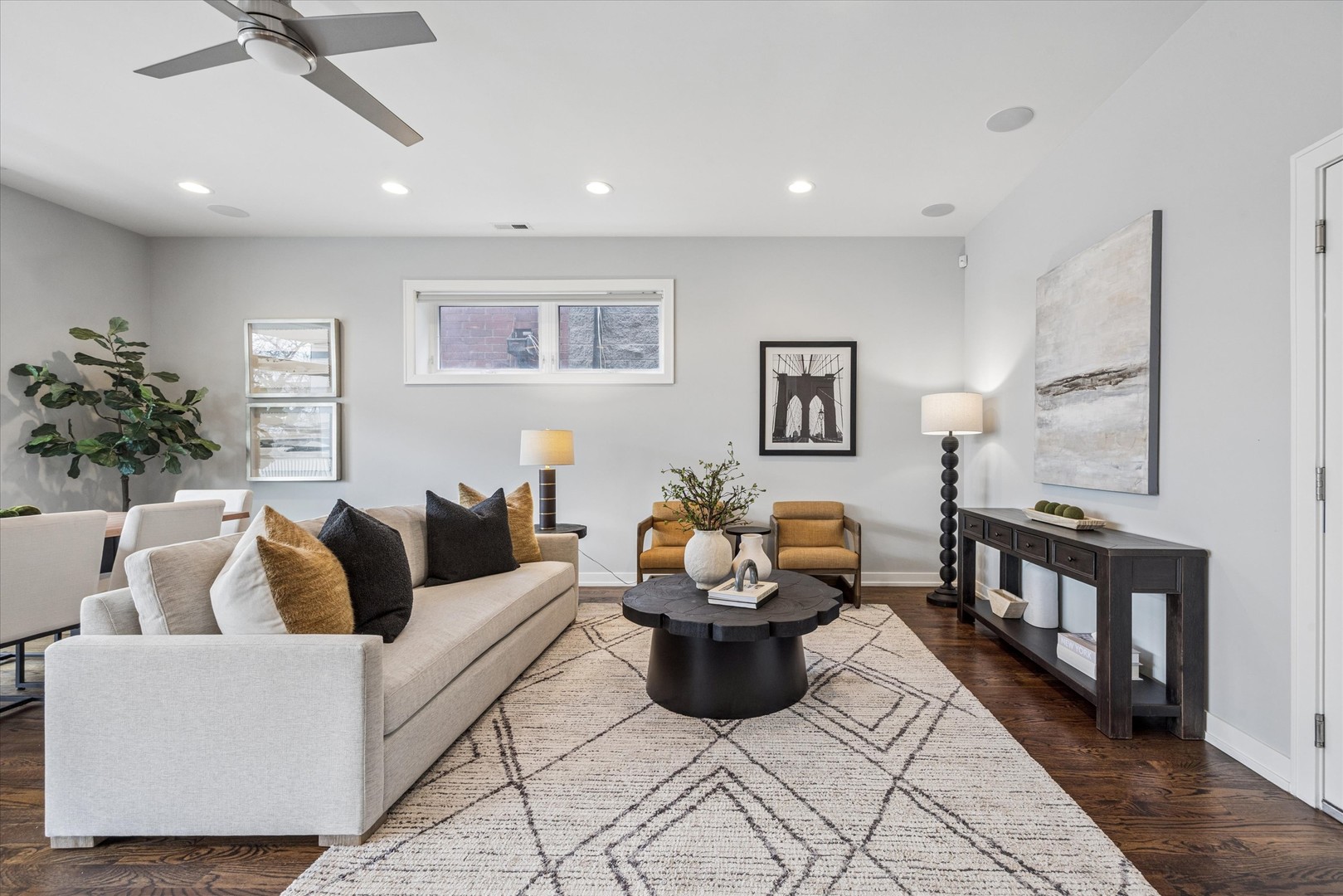 1832 W Rice Street Unit: 2