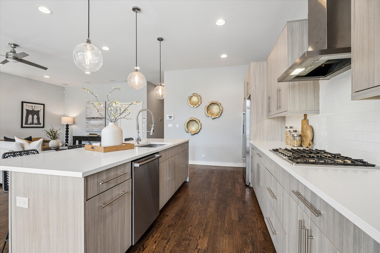 1832 W Rice Street Unit: 2