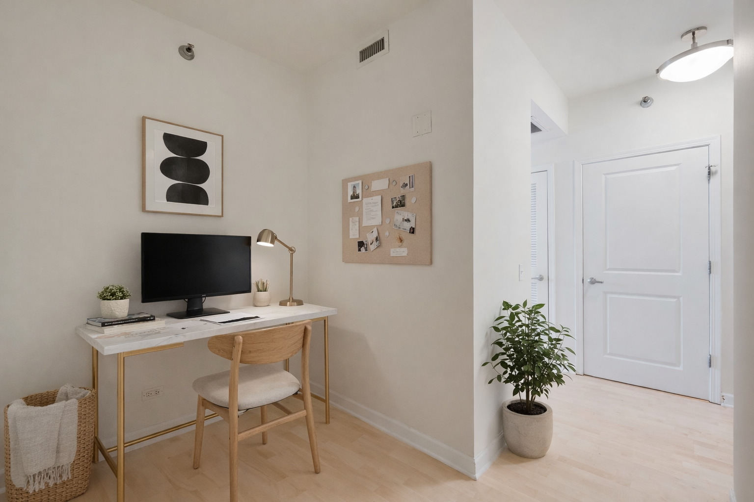 720 W RANDOLPH Street Unit: 905