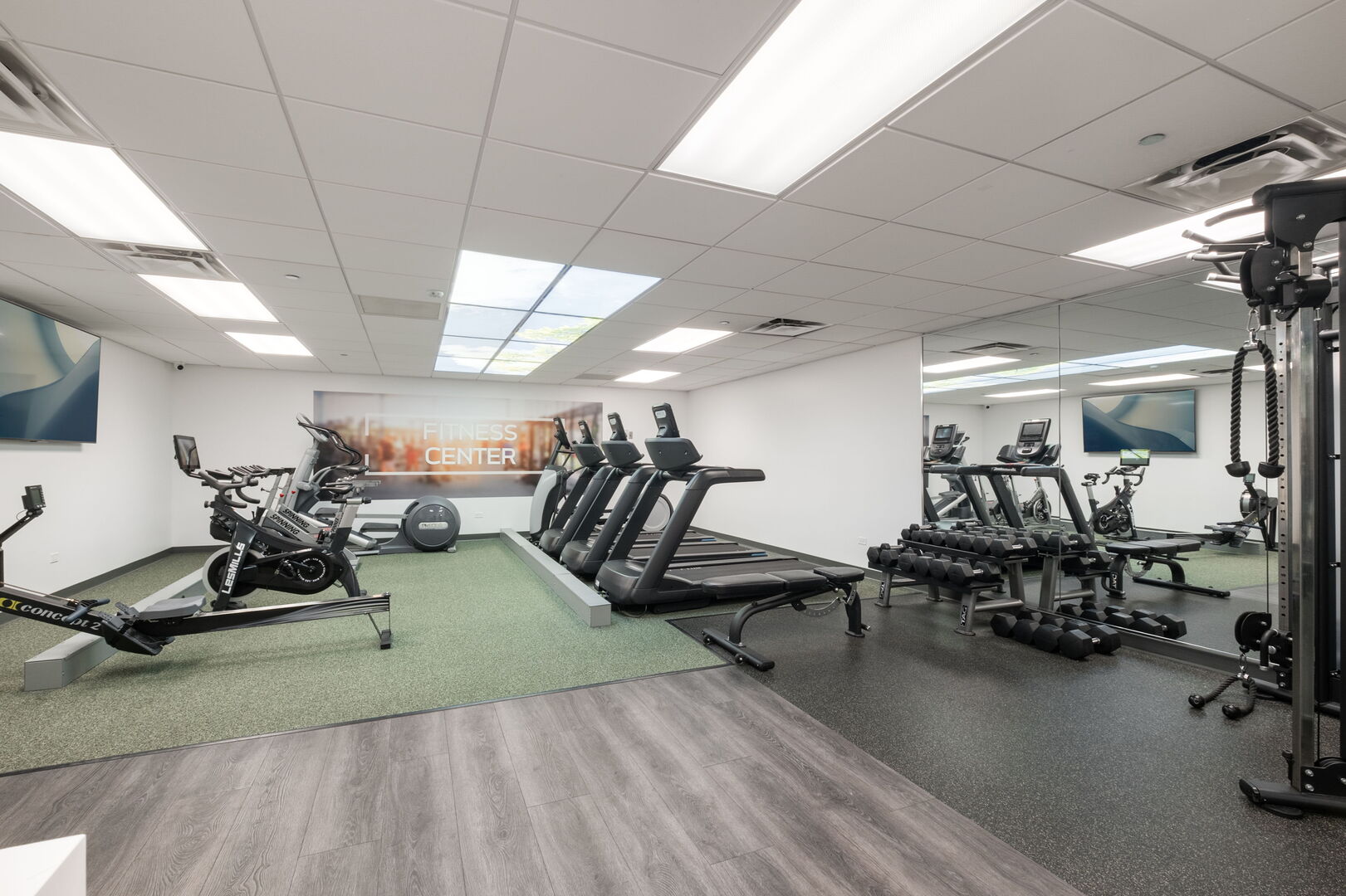 720 W RANDOLPH Street Unit: 905