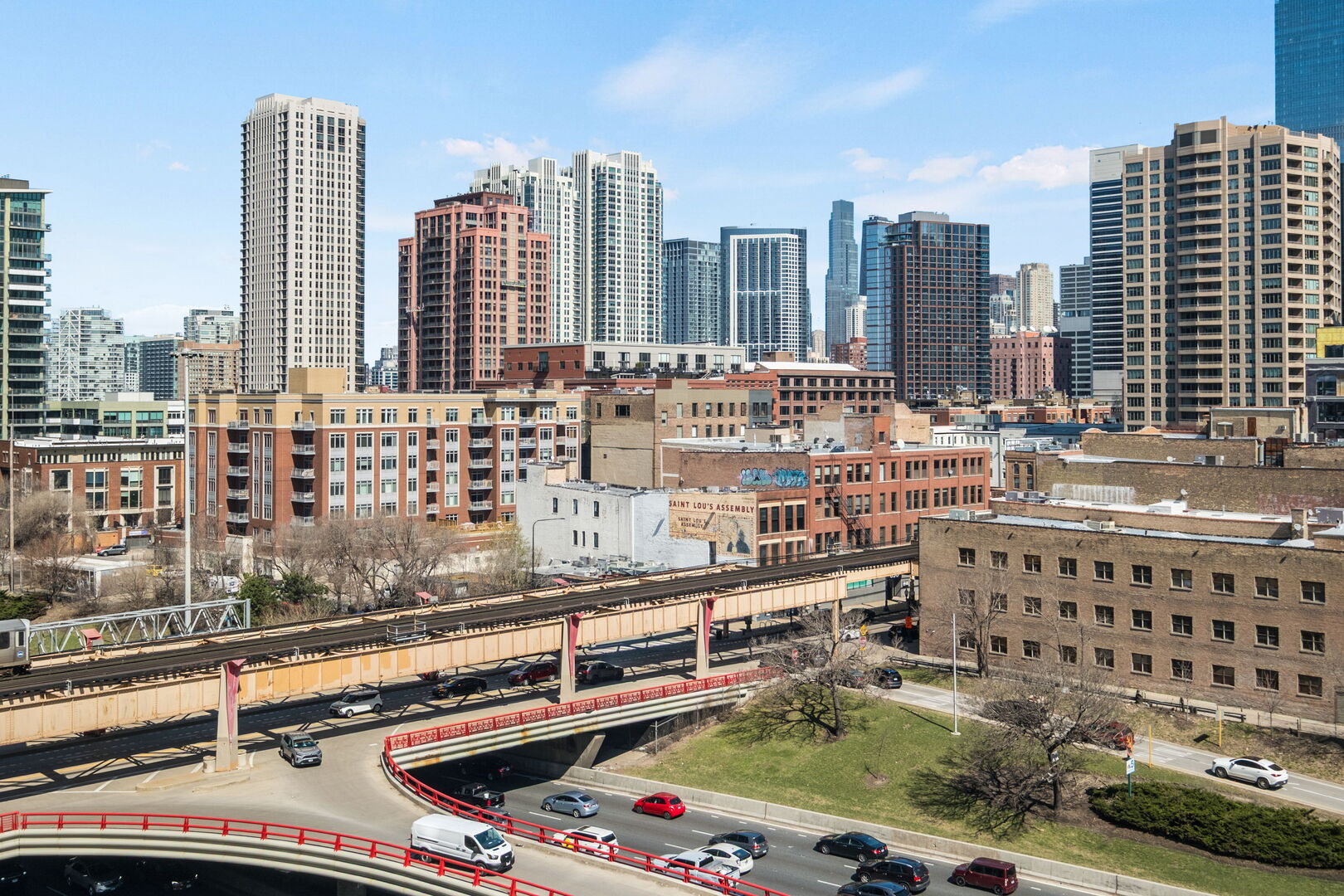720 W RANDOLPH Street Unit: 905