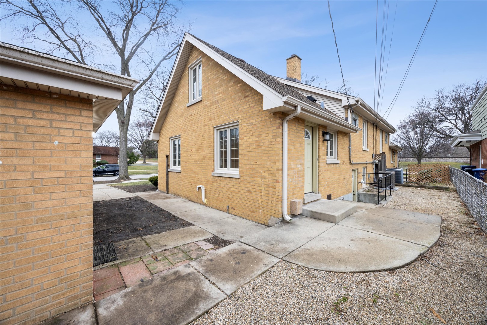 4413 Clausen Avenue Unit: 4413