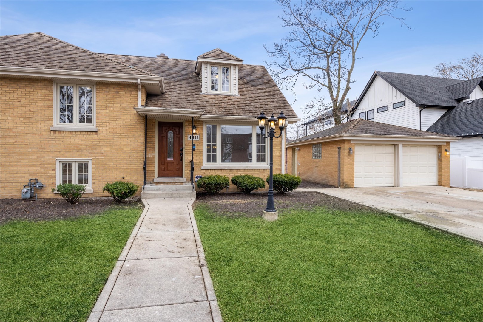 4413 Clausen Avenue Unit: 4413