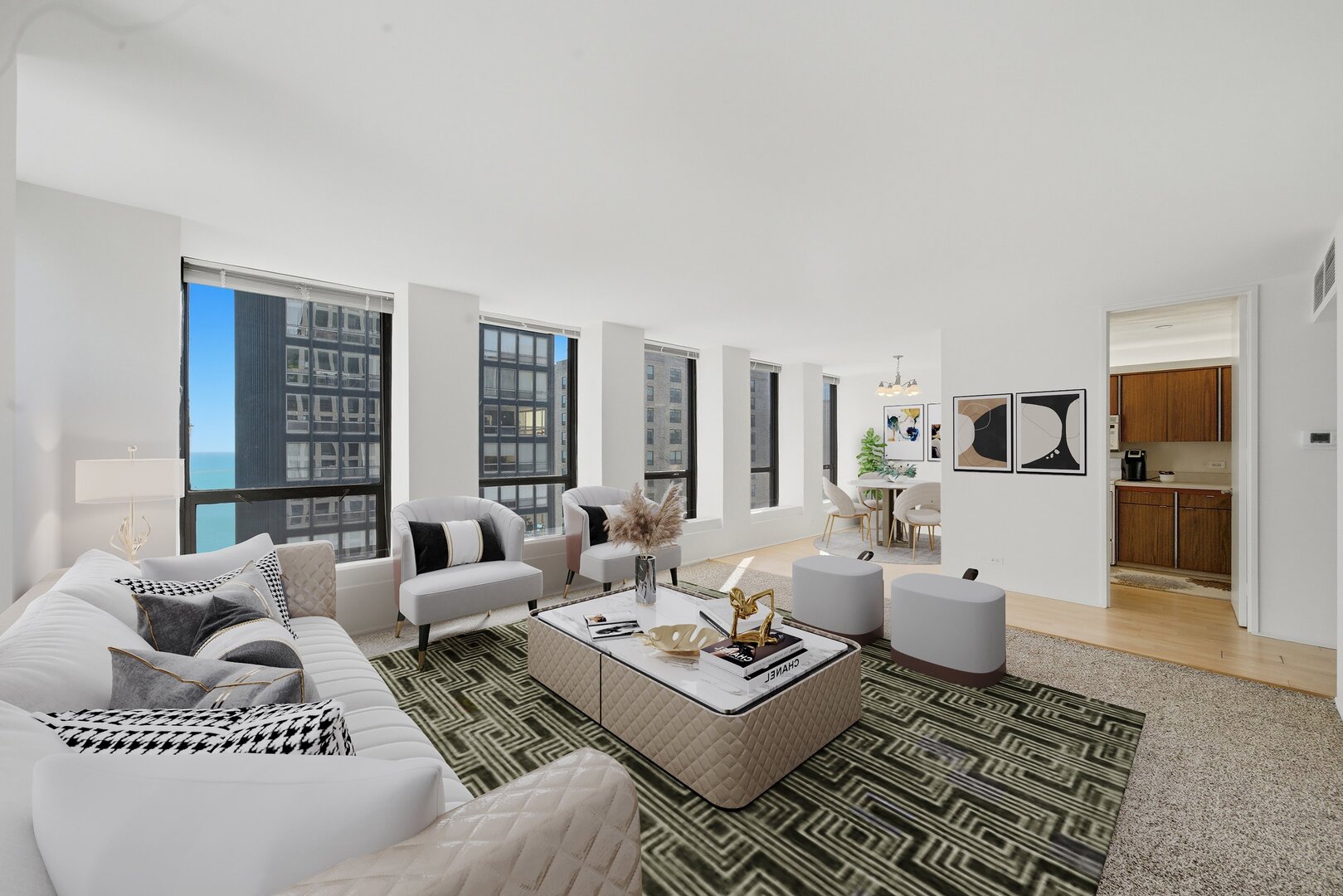 260 E Chestnut Street Unit: 2010