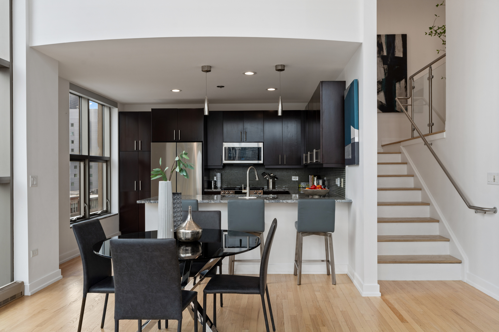 150 W Superior Street Unit: 1002