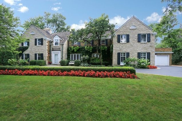 965 Castlegate Court