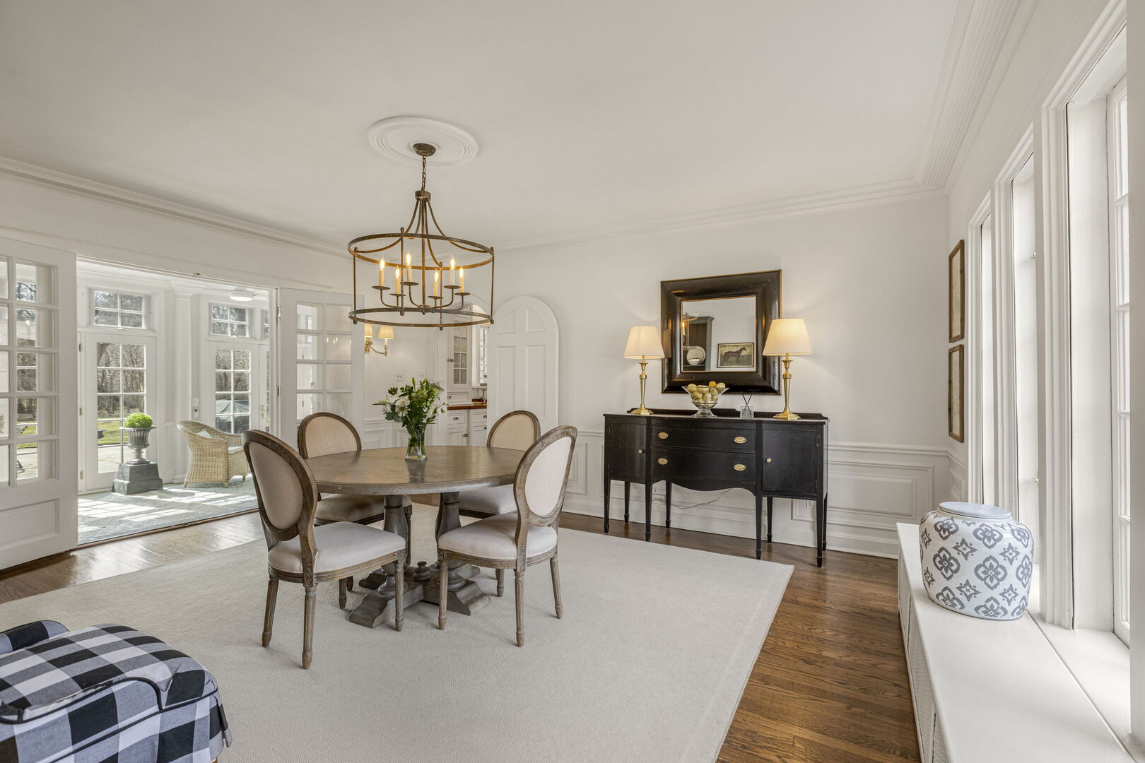 965 Castlegate Court