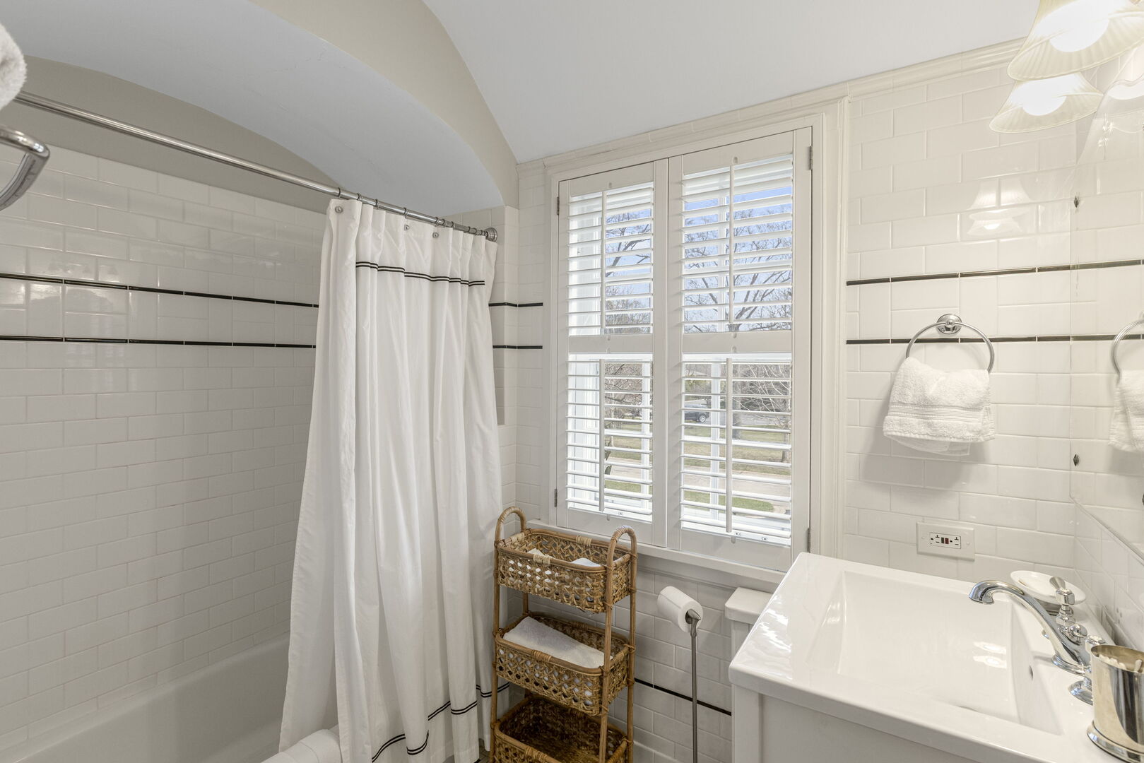 965 Castlegate Court