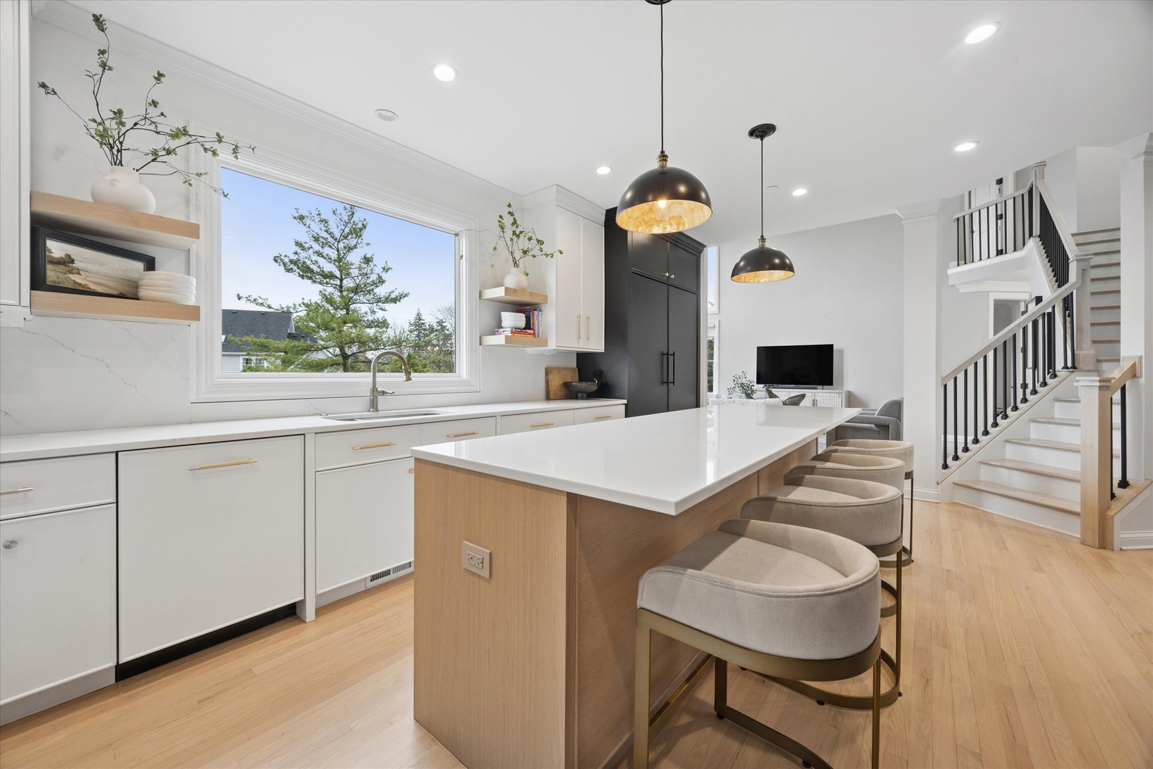 829 Avon Court