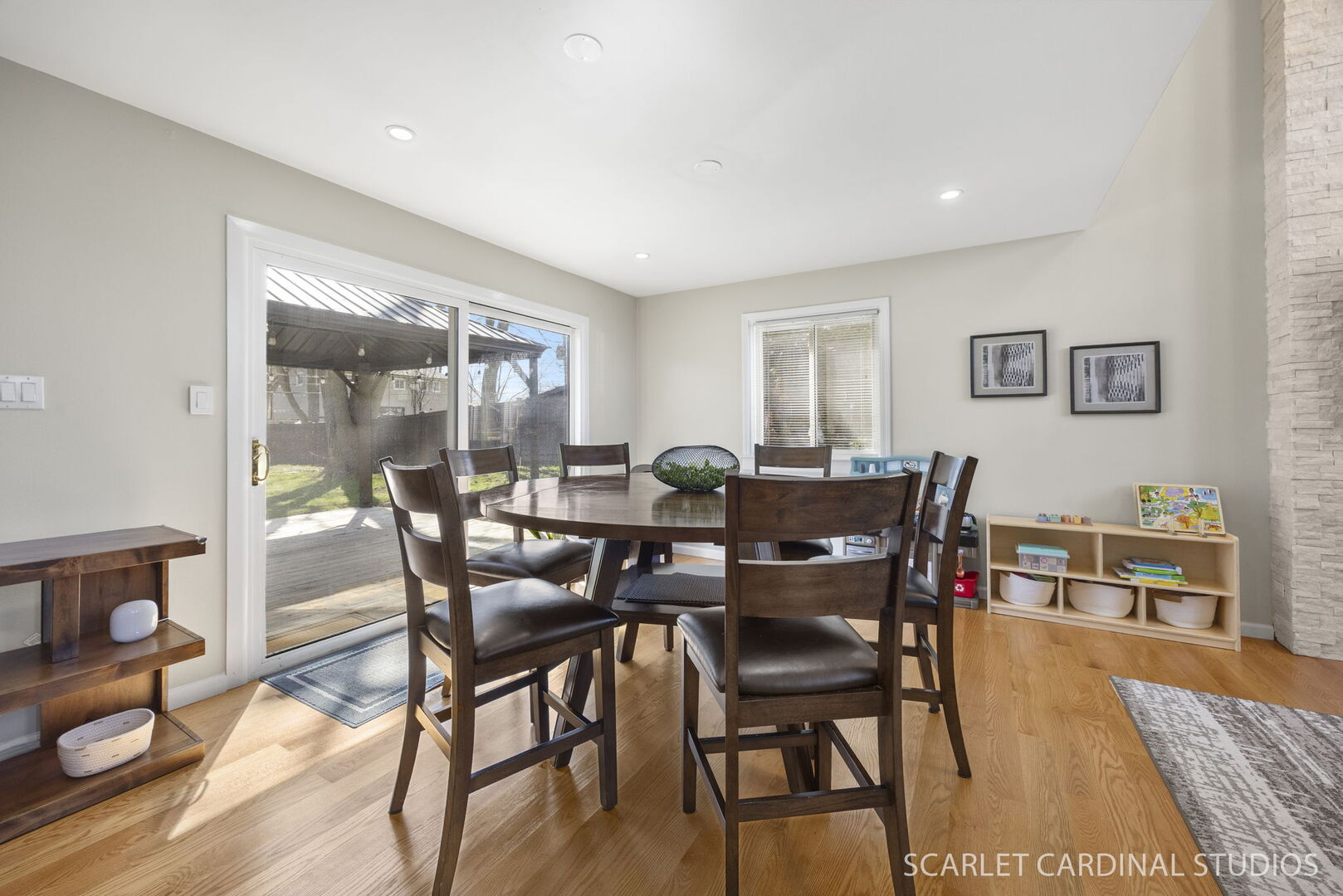 1003 E Alder Lane