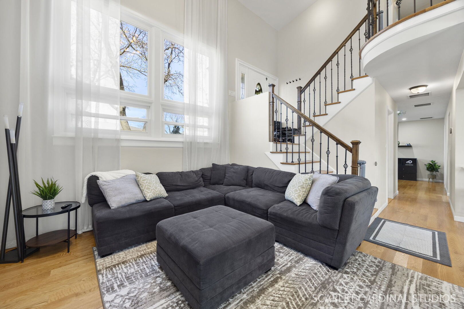 1003 E Alder Lane