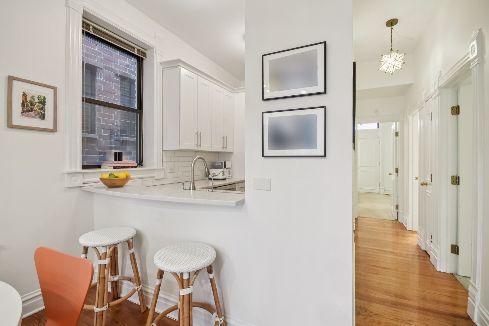 2142 N Racine Avenue Unit: 2