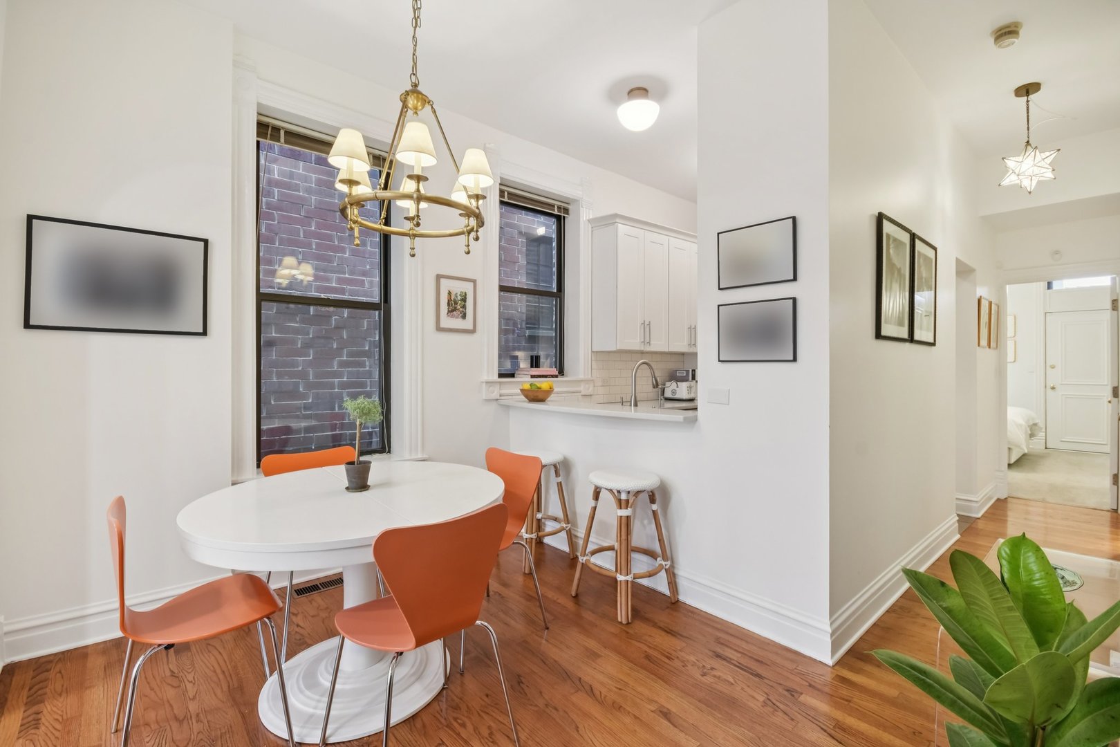 2142 N Racine Avenue Unit: 2
