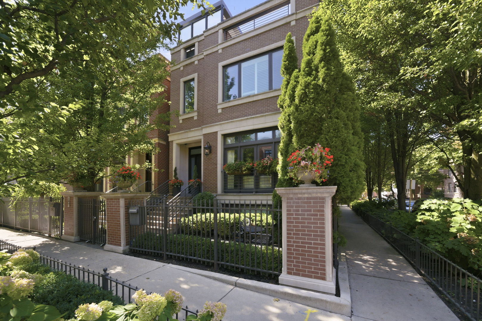 2658 N Mildred Avenue