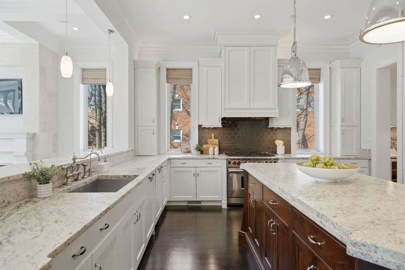 2658 N Mildred Avenue