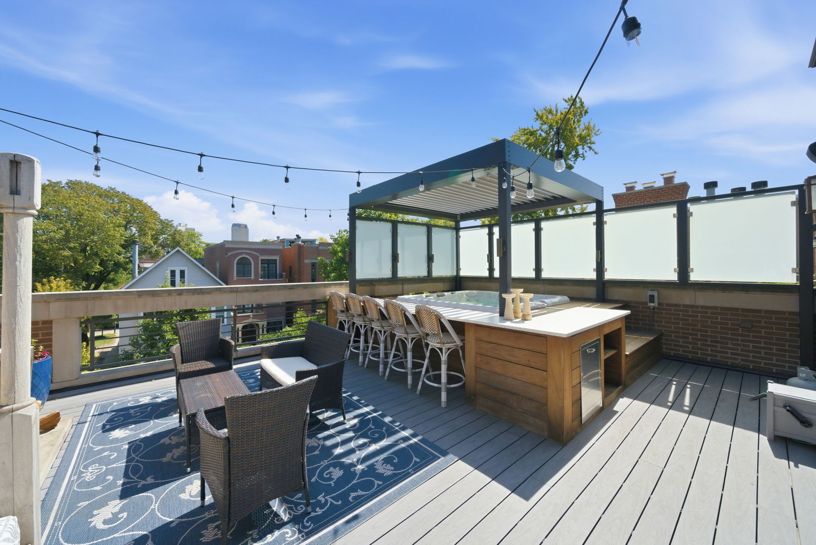 2658 N Mildred Avenue