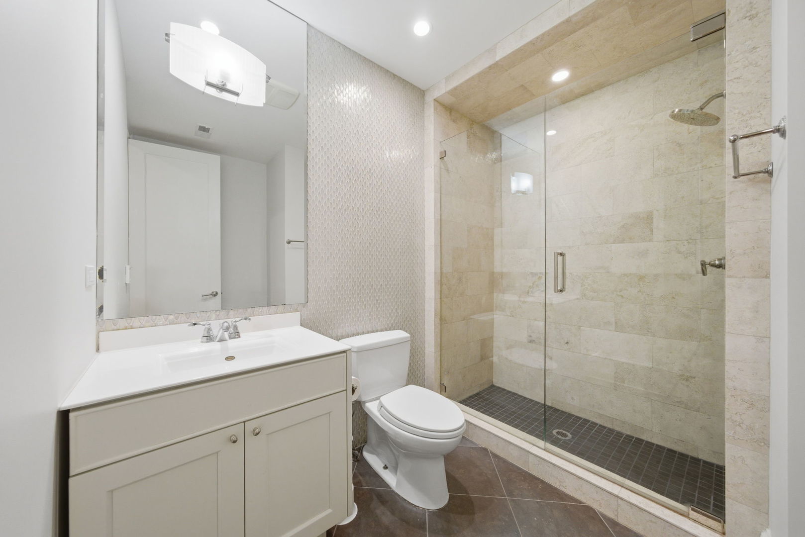 2658 N Mildred Avenue