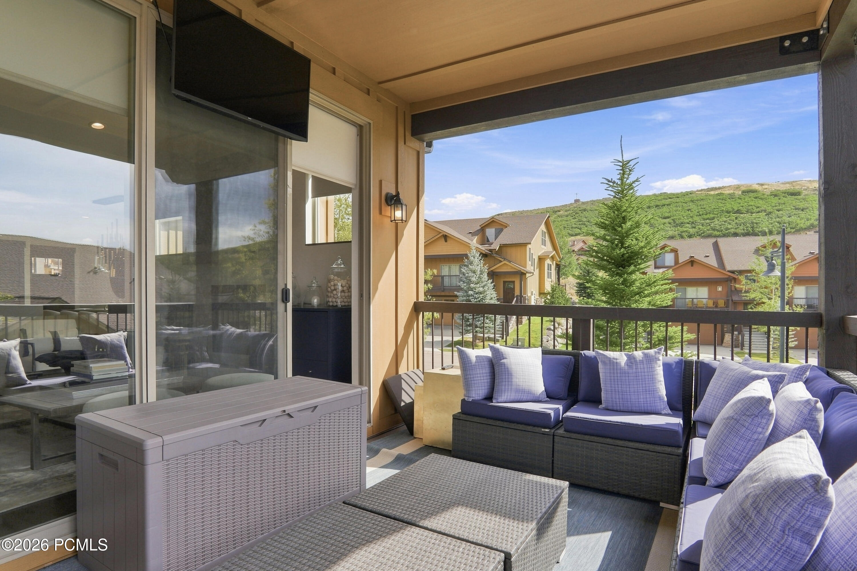 1135 W Cadence Court