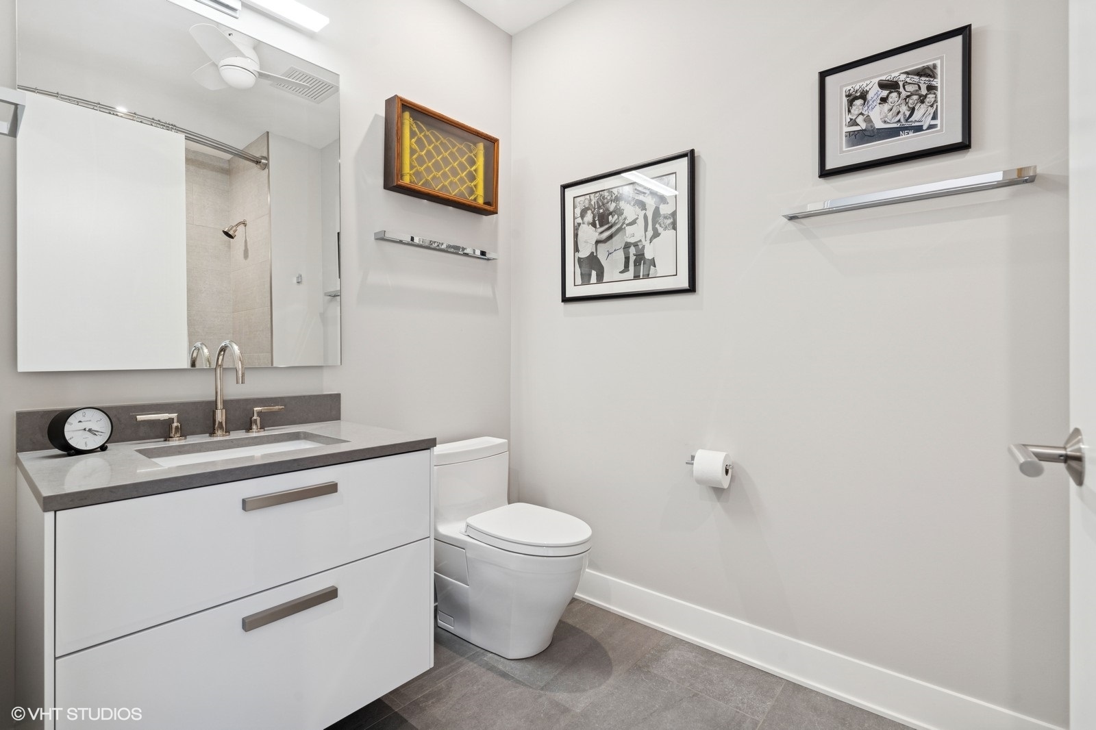 403 N Wabash Street Unit: 15B