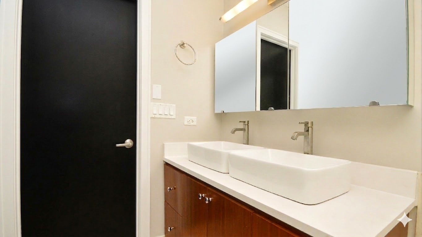 1926 N Lincoln Park West Street Unit: 5A