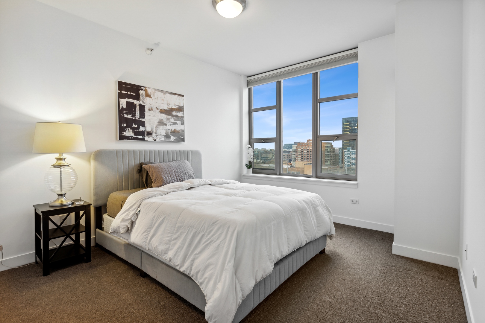 200 N JEFFERSON Street Unit: 2207