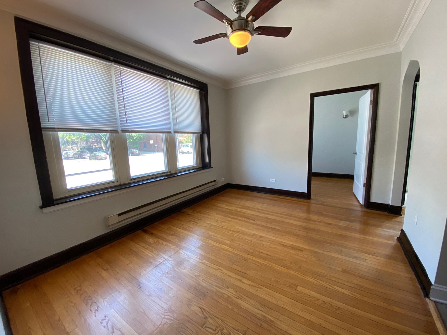 3034 N Ashland Avenue Unit: 1