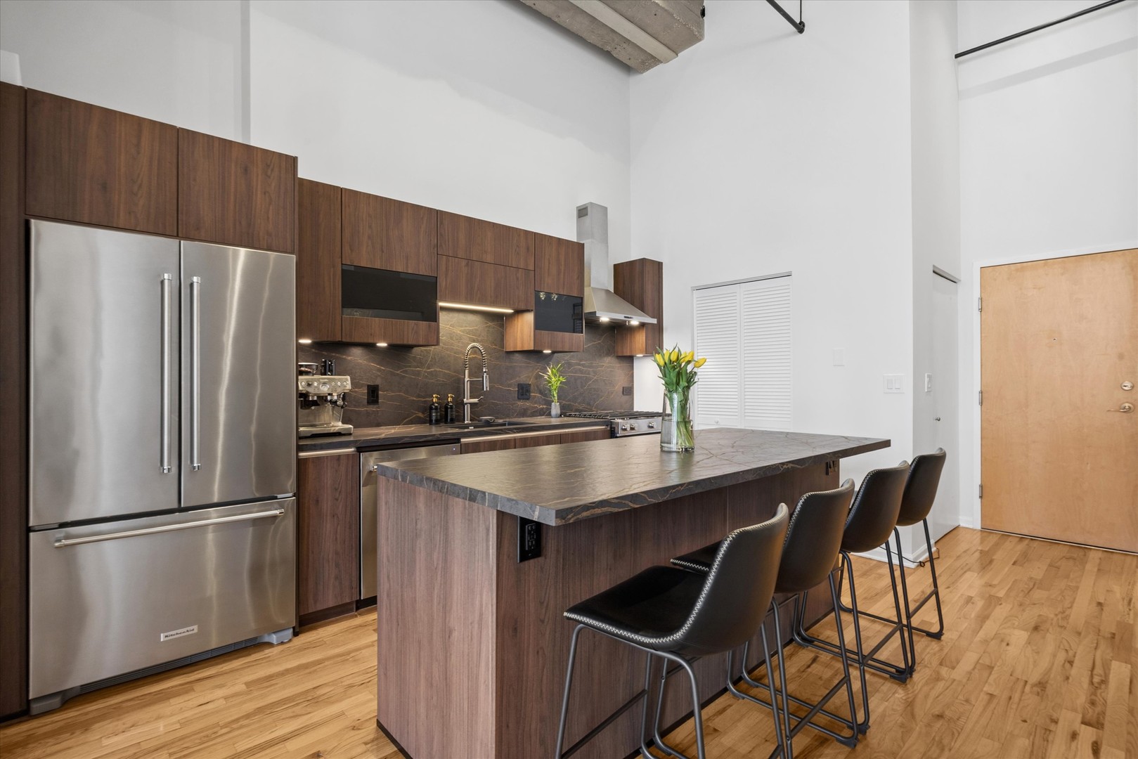 758 N Larrabee Street Unit: 519