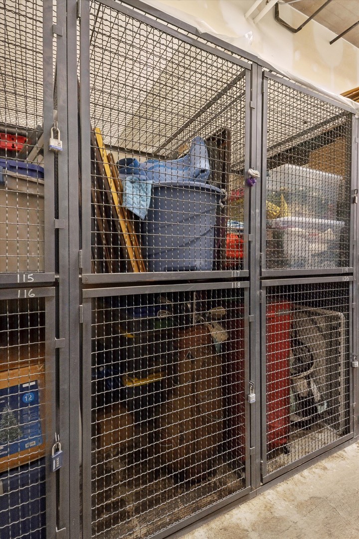 758 N Larrabee Street Unit: 519