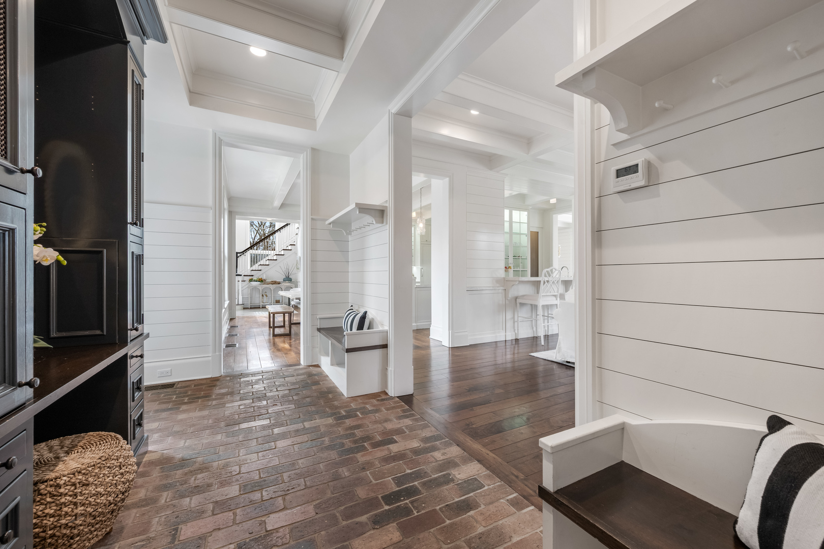 800 Glenview Road
