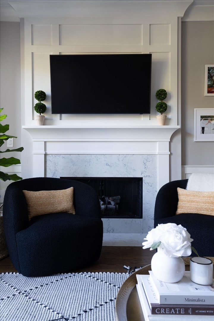 863 W Wrightwood Avenue Unit: 3