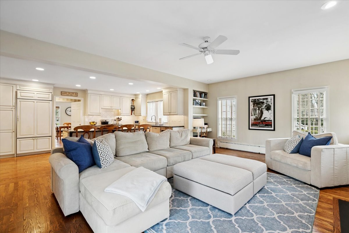 321 Vincent Court