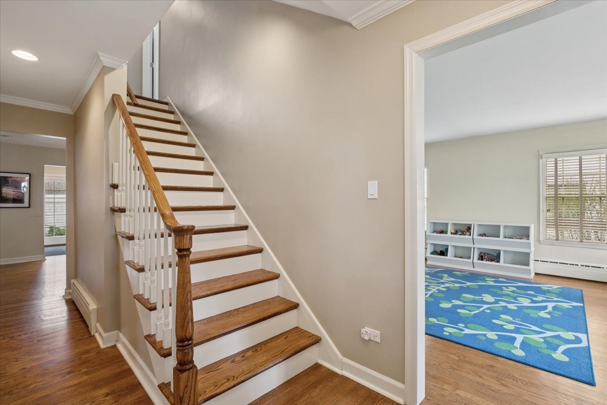 321 Vincent Court