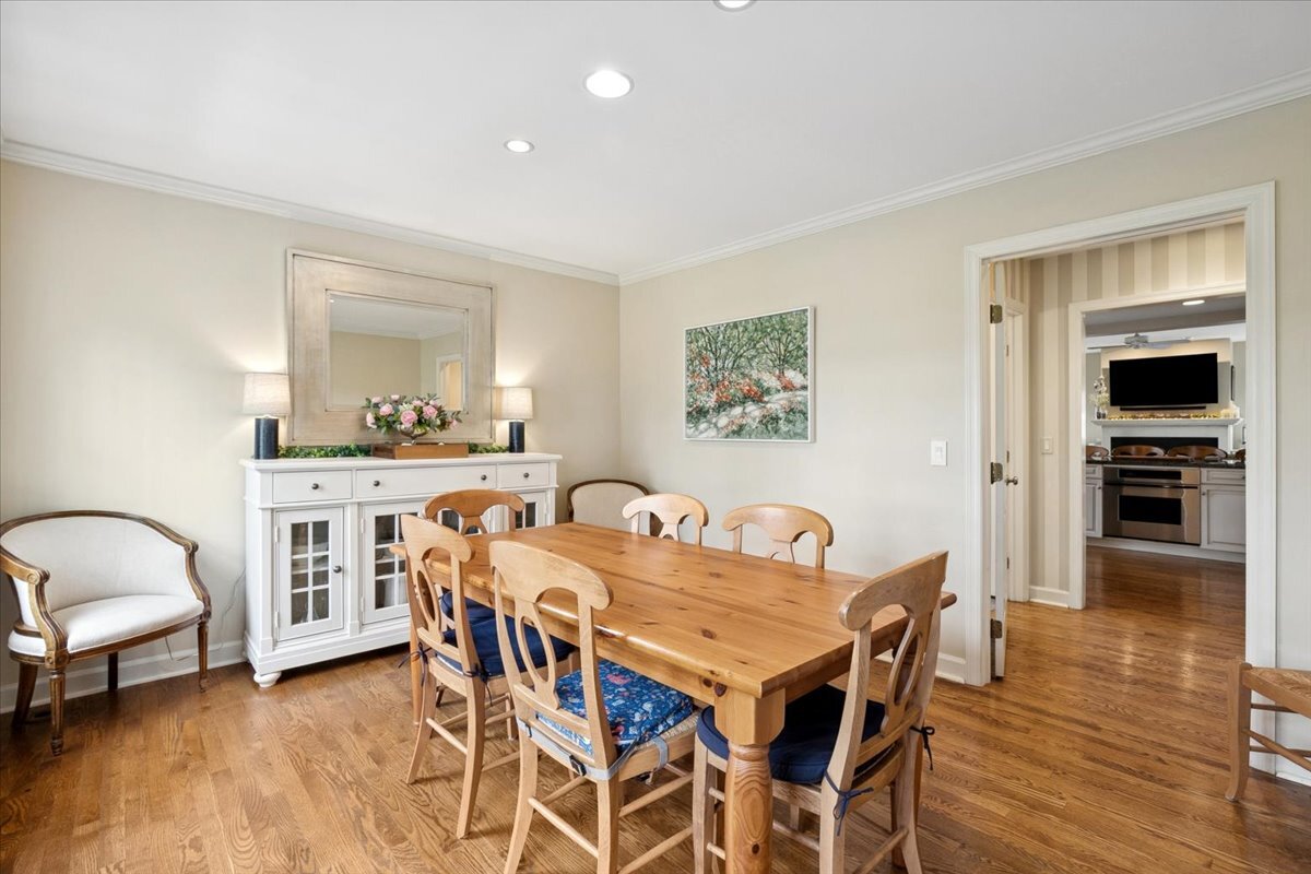 321 Vincent Court