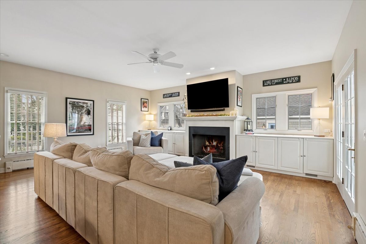 321 Vincent Court