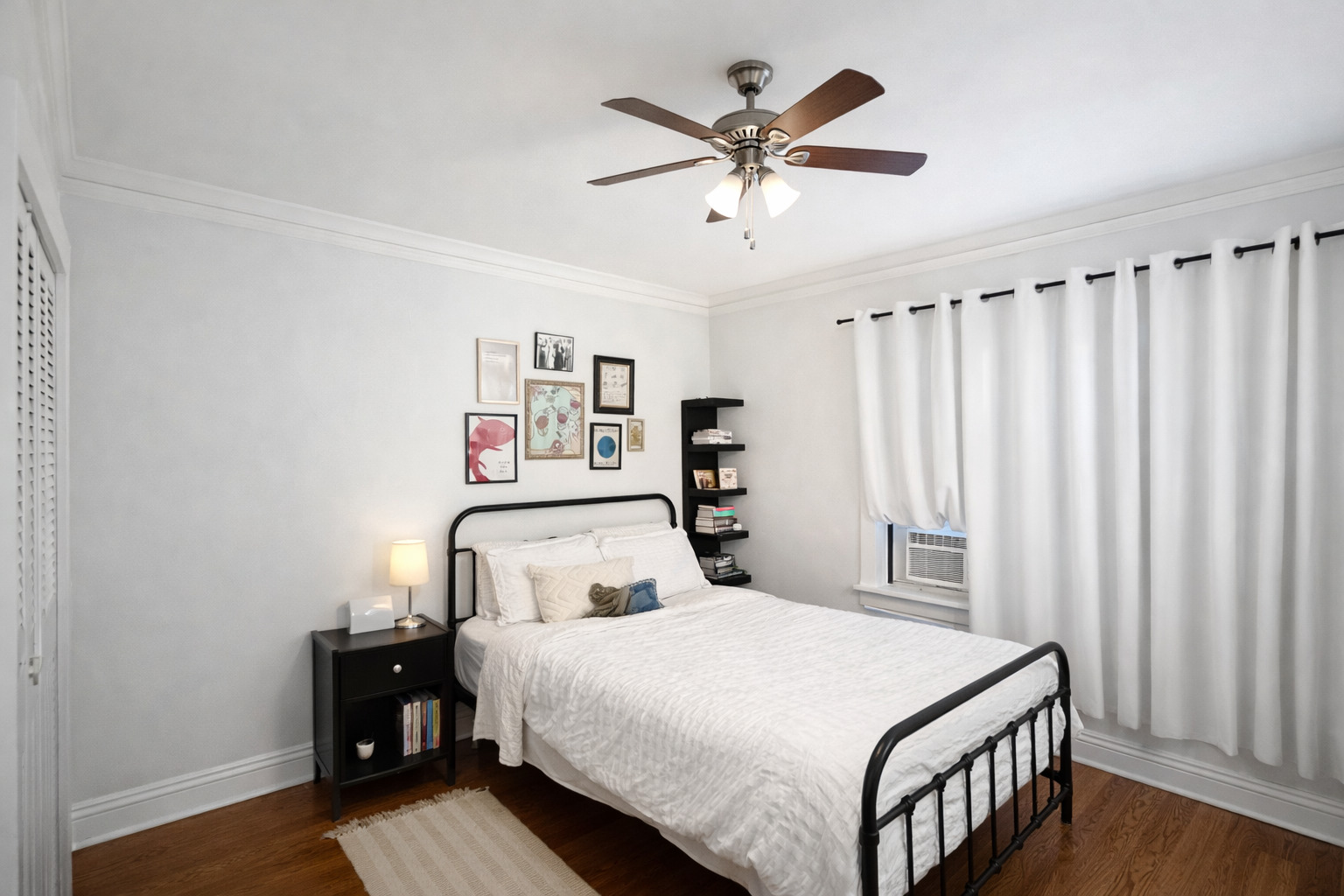 2461 N Clark Street Unit: 2