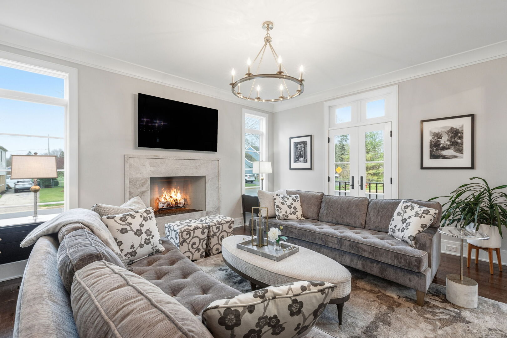 618 Buckingham Place