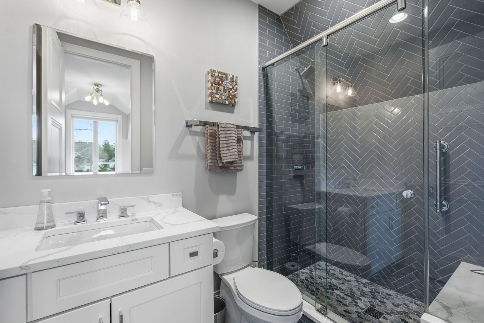 618 Buckingham Place