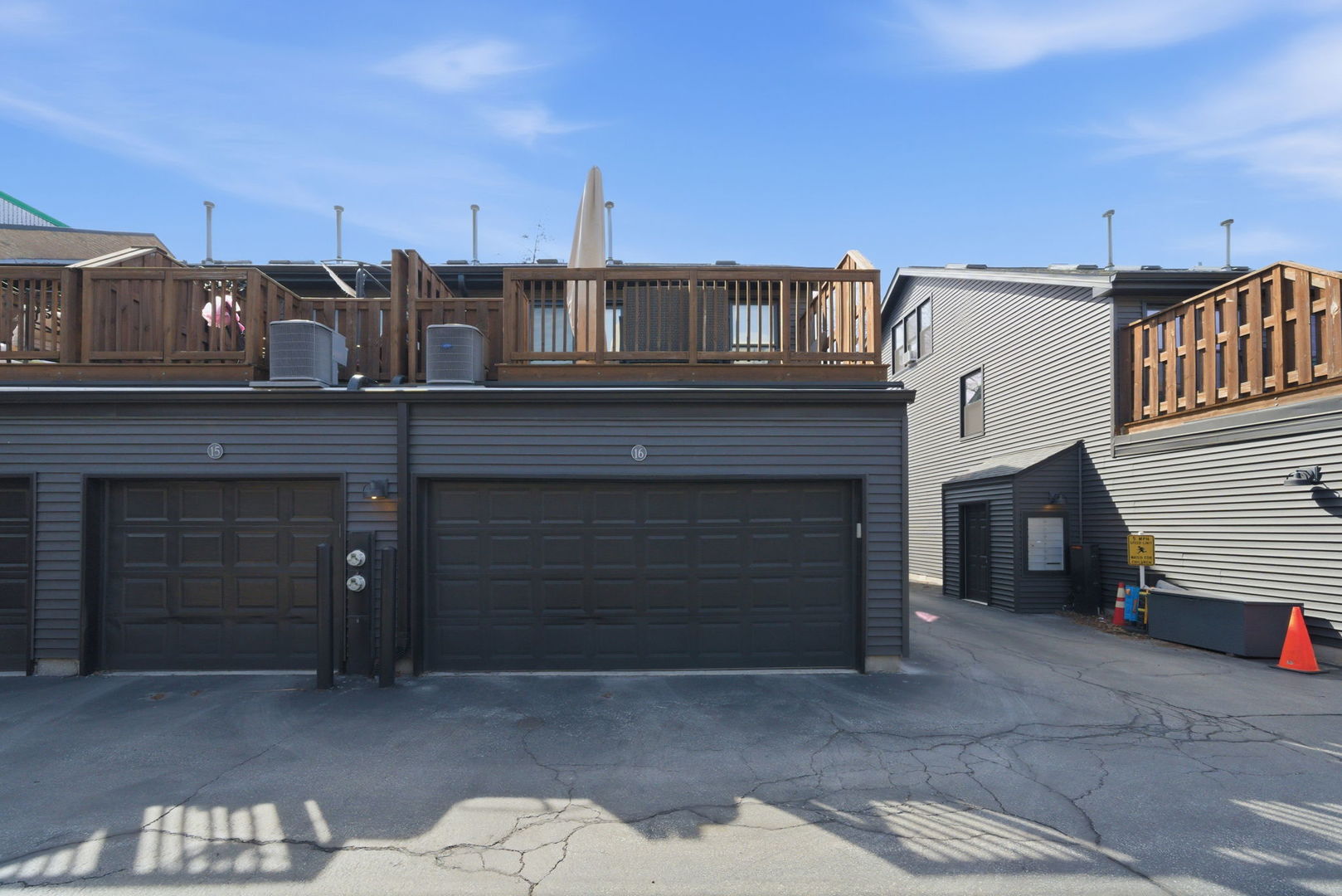 1801 W Diversey Parkway Unit: 16