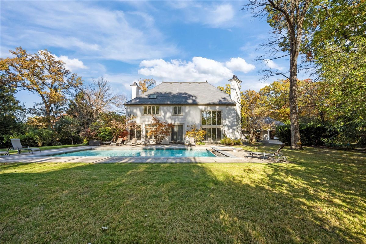 1315 Abington Cambs Drive