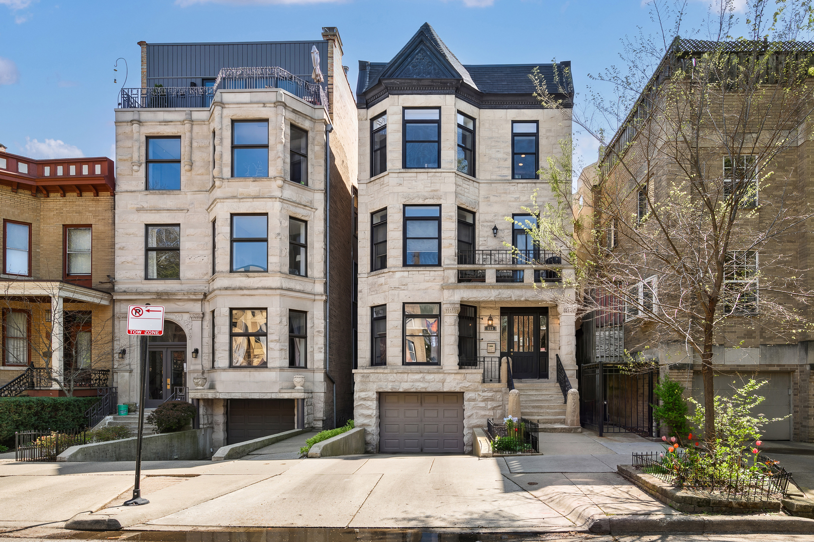 653 W BARRY Avenue Unit: 2S
