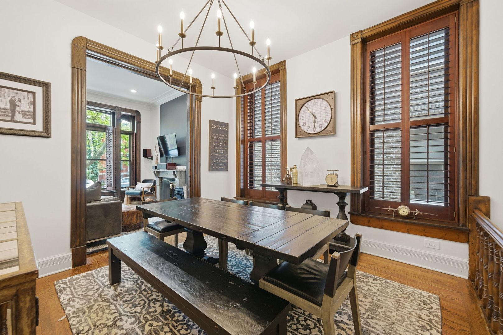 2019 N Sheffield Avenue Unit: 103