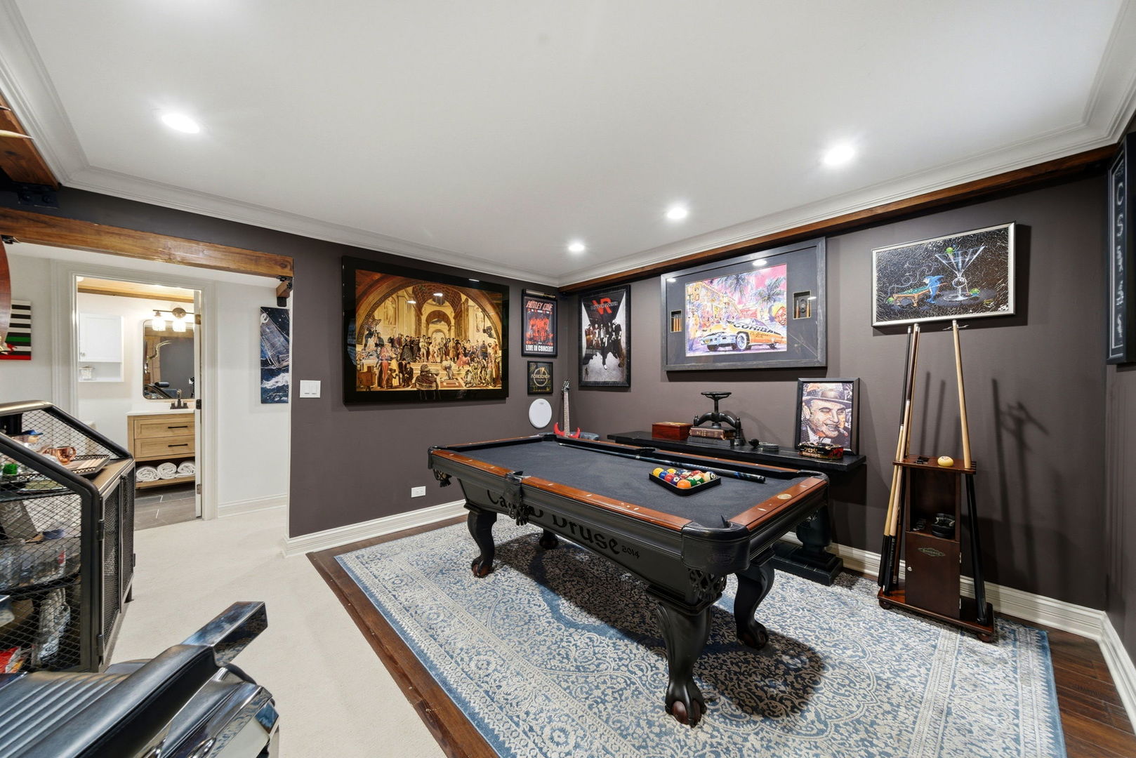 2019 N Sheffield Avenue Unit: 103