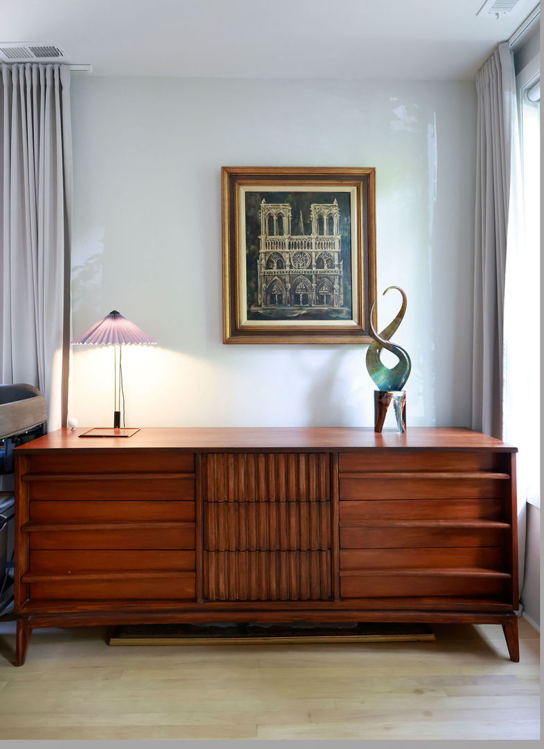 1926 N MOHAWK Street Unit: 12